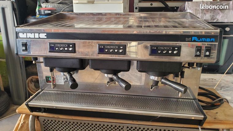 Machine à café UNIC 3 pércolateurs
