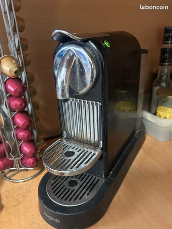 Machine à capsulés Nespresso détachées