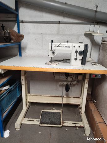 Machine a coudre pro 20 U 73