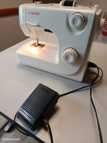 Machine a coudre singer