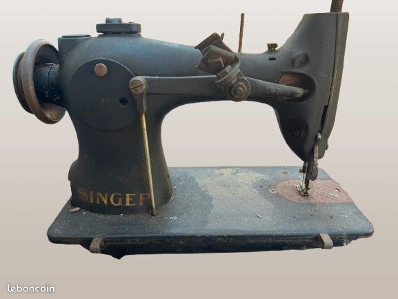 Machine à coudre SINGER