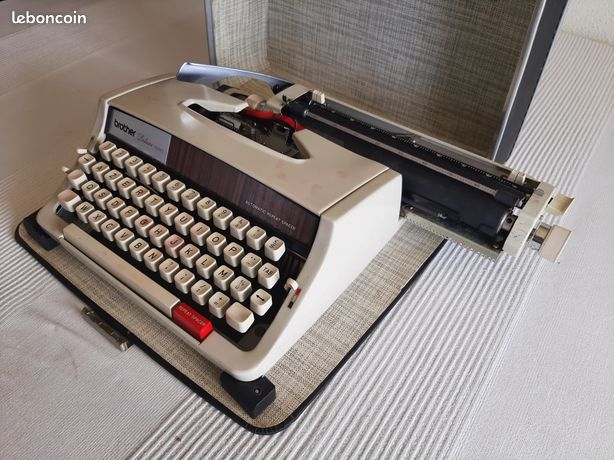 Machine à écrire Brother Deluxe 1510 vintage avec valise