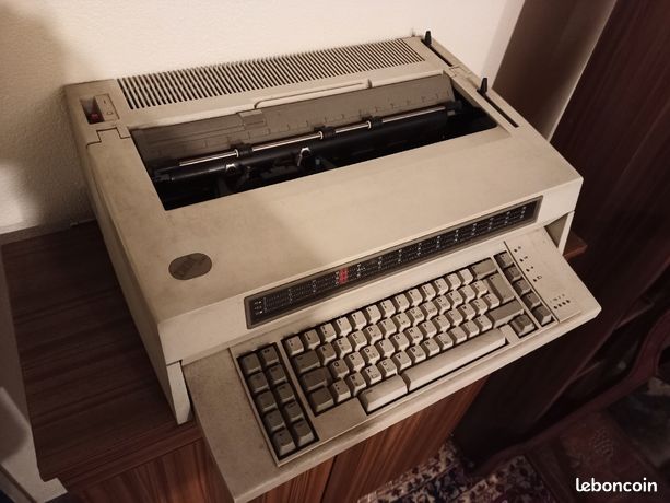 Machine à écrire IBM