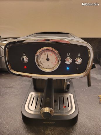 Machine a expresso silvercrest 1050B1