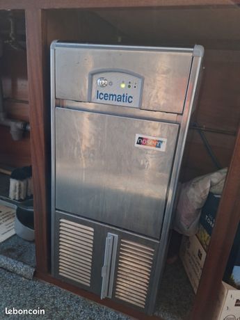 Machine a glacon pro