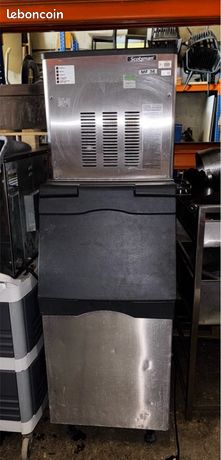 Machine à glaçons professionnelle Scotsman MF 36 glace pilée + Bac de stockage B322S