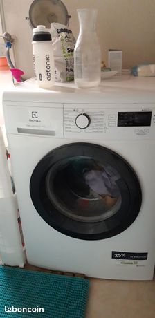Machine à laver 8 kg. 4 ans