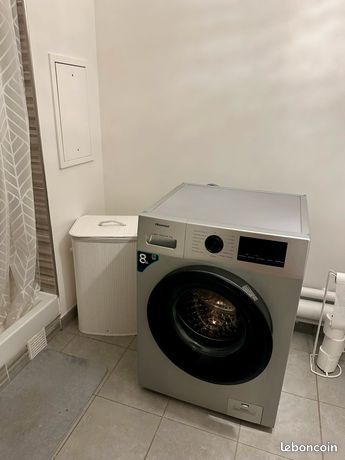 Machine à laver 8kg à réparer ou