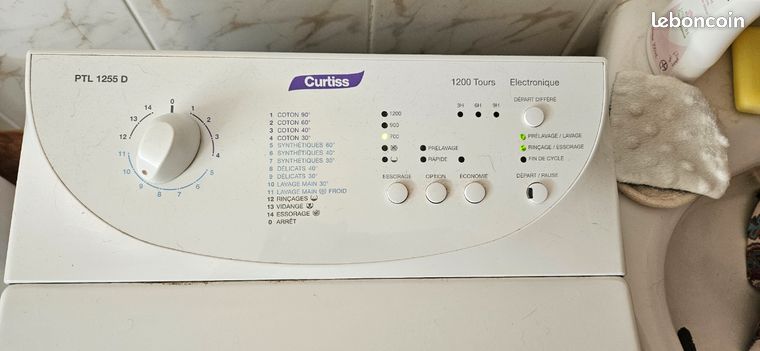 Machine a laver Curtiss