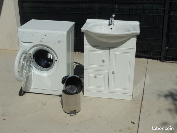 Machine à Laver et Meuble + vasque salle d'eau