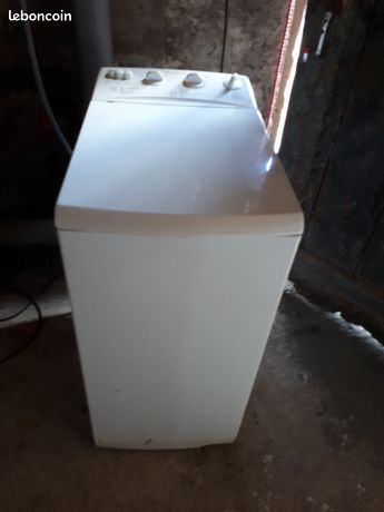 Machine à laver fonctionne parfaitement brancher pour la voir . Cdlt