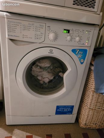 Machine à laver INDESIT