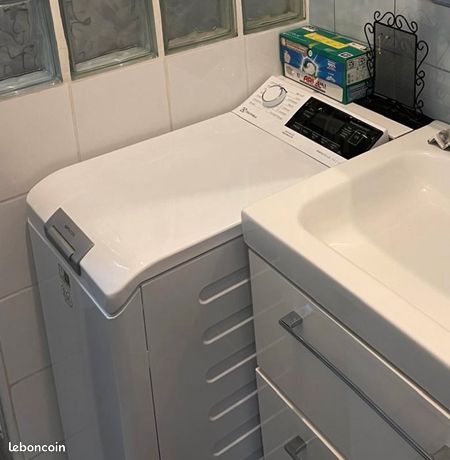 Machine à laver top Electrolux 1-6kg 1300tr/min