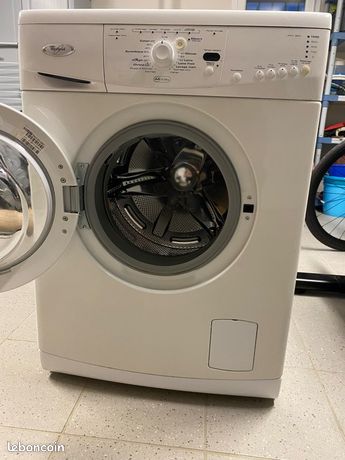 Machine à laver WHIRLPOOL