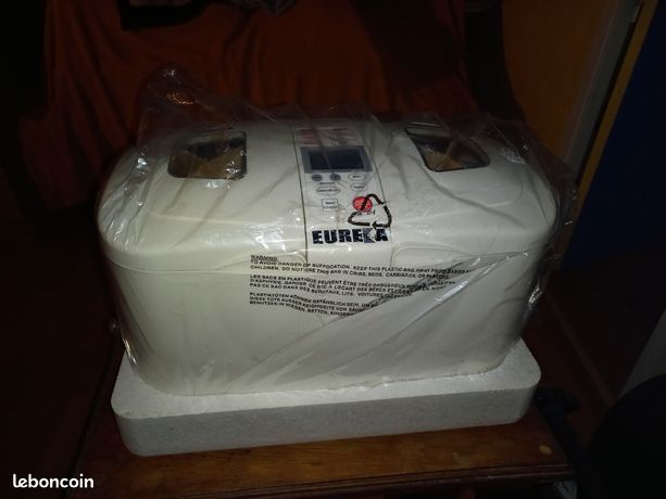 Machine à pain eureka