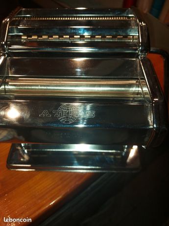 Machine à pâtes