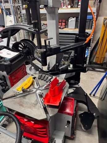 Machine à pneus runflat et Equilibreuse