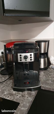 Machine delonghi magnificat S