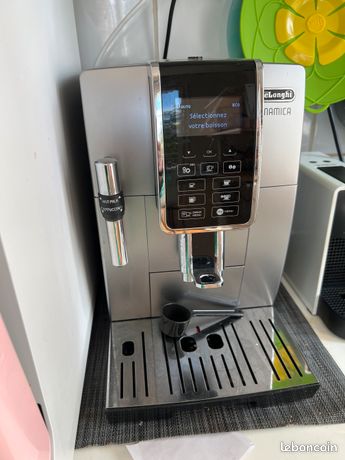 Machine à café Delonghi Dinamica