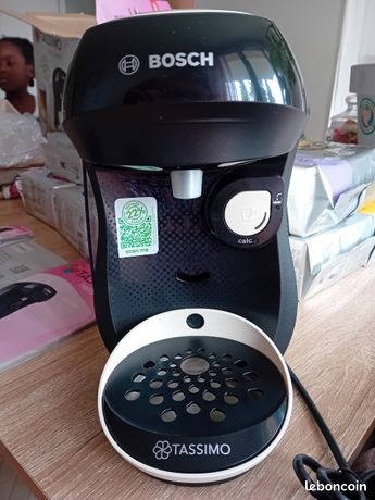 Machine à café tassimo + 187 capsules + bon