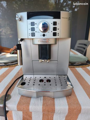 Machine a café Delonghi