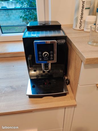 Machine a café en grain delonghi