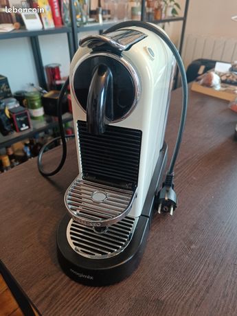 Machine à café Nespresso