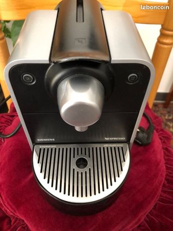 Machine à café Nespresso