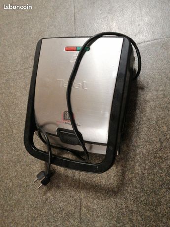 Machine à gaufre