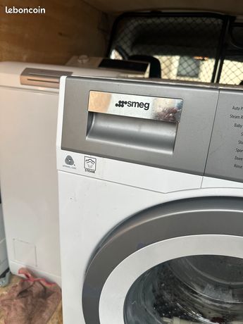 Machine a laver smeg 11 kg très propre 200 eu