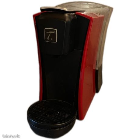 Machine à thé Nestle Spécial T rouge