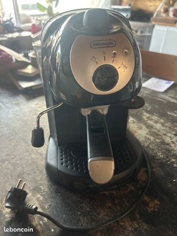 Machine expresso delonghi