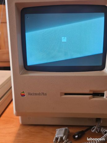 Macintosh Plus 1986 model M0001AP