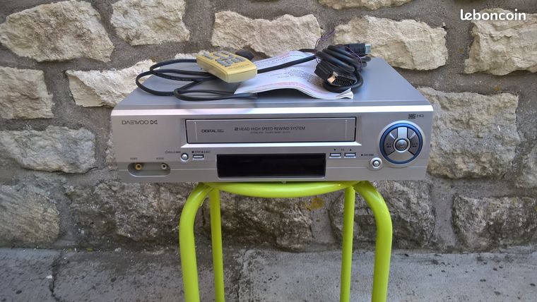 Magnétoscope VHS DAEWOO