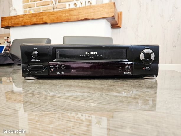 Magnétoscope Vhs Philips Modèle VR-685/39