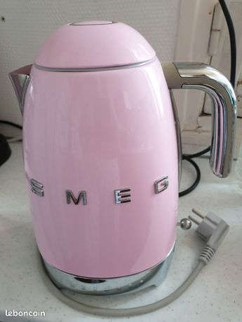 Magnifique Bouilloire SMEG