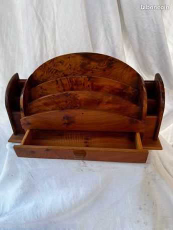 Magnifique trieur de bureau en loupe