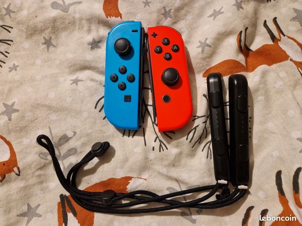 MAIN PROPRE TROYES 10 Manette joycon console Nintendo switch switch oled switch lite et switch 2