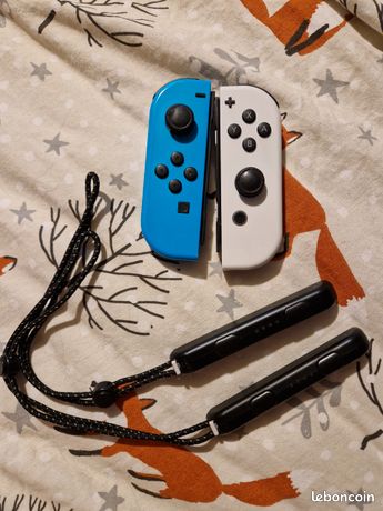 MAIN PROPRE TROYES 10 Manette joycon console Nintendo switch switch oled switch lite et switch 2