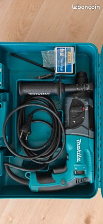 Makita HR 2470 SDS-Plus complétés