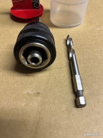 Mandrin HILTI et mèche de centrage pour scie cloche