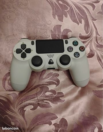 Manette ps4 blanche