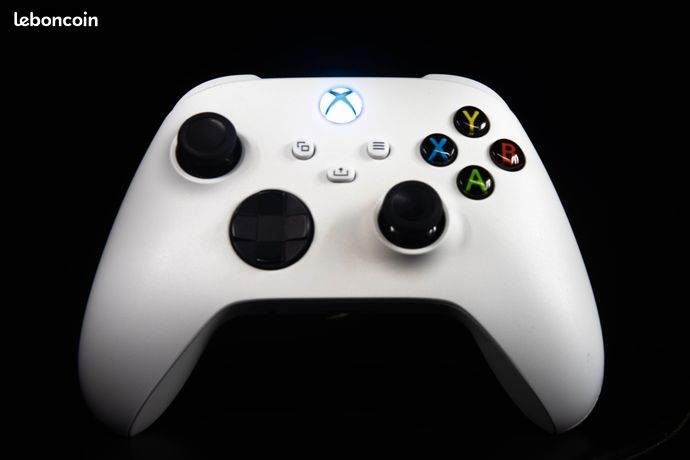Manette xbox series blanche sous garantie