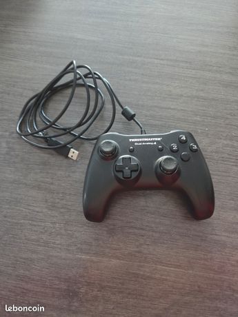 Manette thrustmaster analog 4