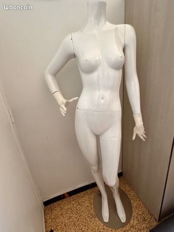 Mannequin articulée femme