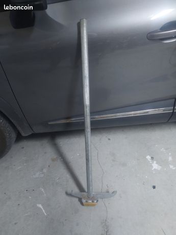 Marteau lève plaque