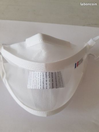 Masques avec fenetre transparente dits inclusifs lot de 2 _ neuf