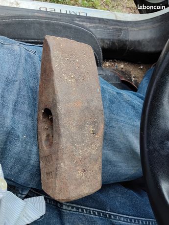 Masse tres ancienne sans mauche