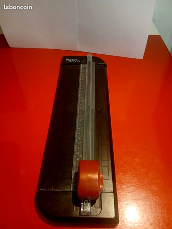 Massicot coupe-papier