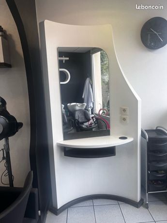 Matériel de coiffure professionnel